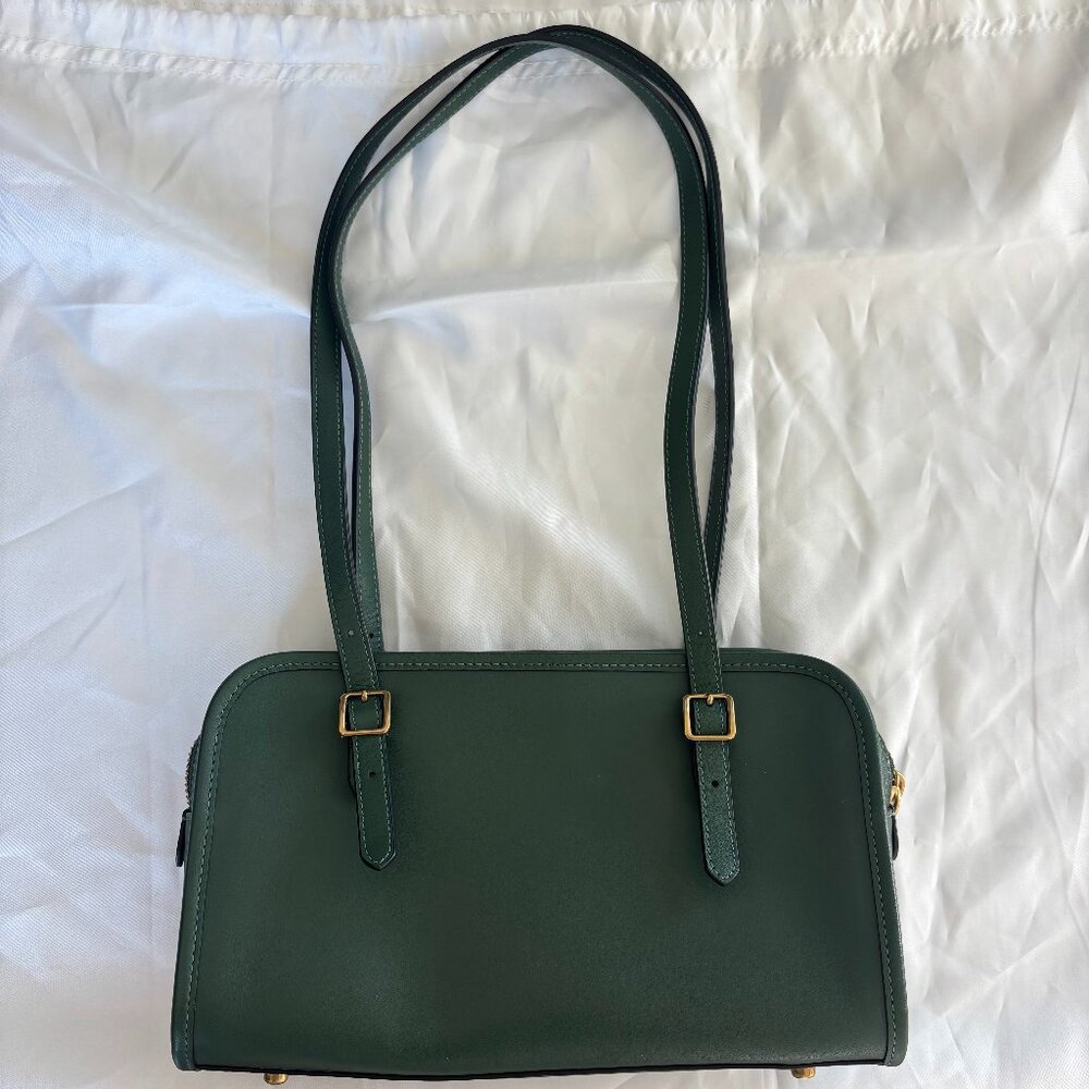 COACH Swing Zip Bag in Hunter Green